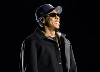 Bring Em Out, Bring Em Out! Jay-Z Kicks Off His Two-Night Residency In Los Angeles, Rihanna, Destiny’s Child and Others Show Love