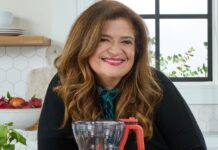 Hosting Thanksgiving? Alex Guarnaschelli Has the Tools You Need
