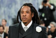 Jay-Z chooses himself for Super Bowl halftime present