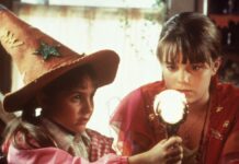 15 Spooky Secrets About the Halloweentown Franchise Revealed