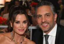 Mauricio Umansky Professes Love for Ex Kyle Richards in Divorce Update
